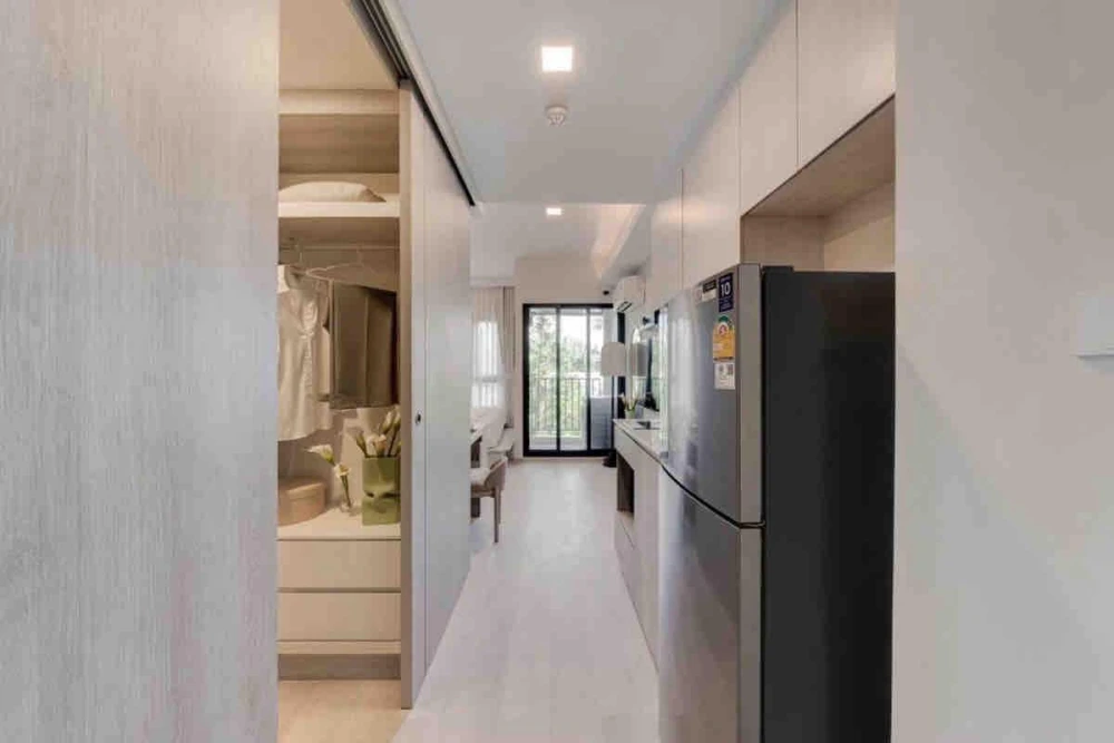 Selling down payment for COBE Ratchada Rama 9, studio unit, 24th floor. Great location, complete amenities. Don't miss out!