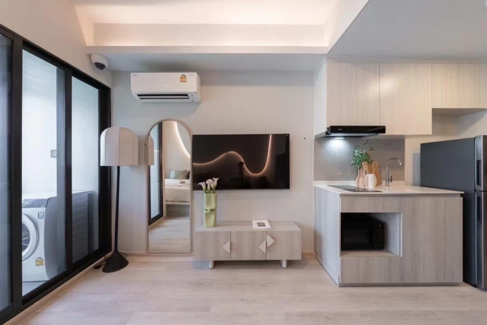 Selling down payment for COBE Ratchada Rama 9, studio unit. Excellent location, fully furnished. Book now!