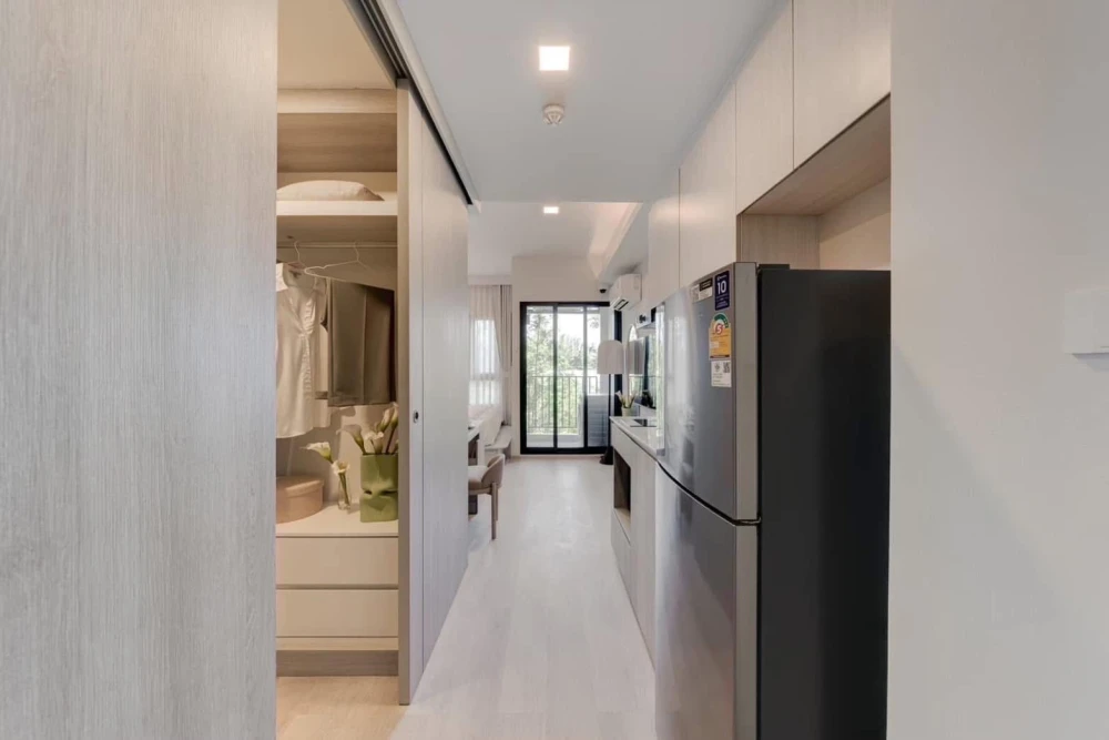 Down payment sale for COBE Ratchada Rama 9, studio room, good location, full facilities, hurry and reserve now!