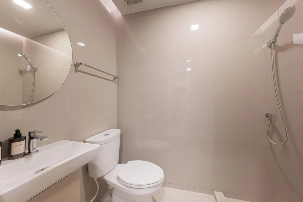 Down payment sale for COBE Ratchada Rama 9, studio room, good location, convenient transportation, comes with complete facilities, reserve now.