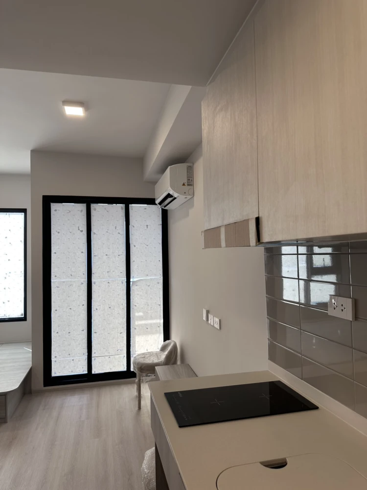 Selling down payment for COBE Ratchada Rama 9, studio unit, with complete facilities. What are you waiting for?
