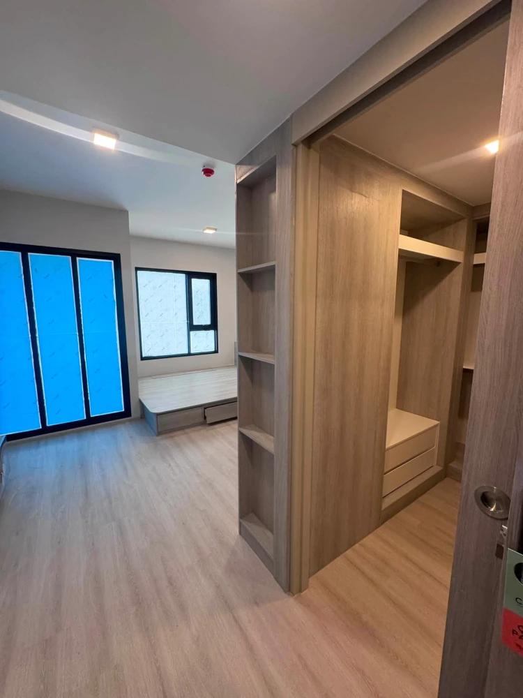 Selling down payment for COBE Ratchada–Rama 9, Building B, 7th floor, southeast facing. The room is not hot and is located in the front building, so y