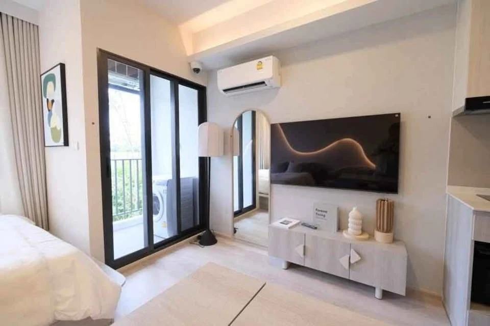 Down payment sale for COBE Ratchada-Rama 9, 9th floor, beautiful open view, comes with a very special price. I tell you, you must not miss it.