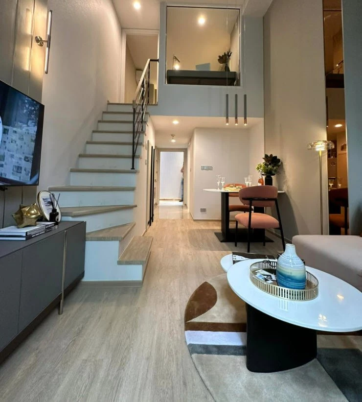 Selling down payment for Culture Chula, 11th floor here is comparable to the 15th-16th floors of other condos. The room position on one side is not co