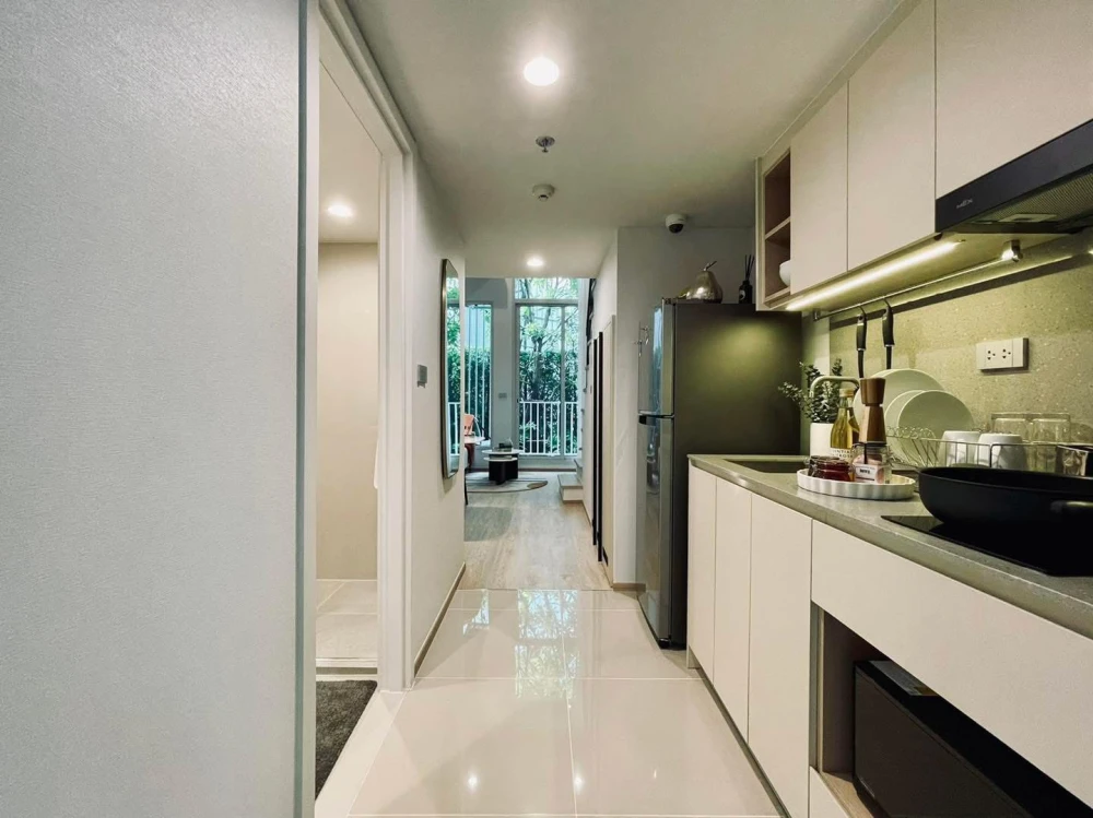 Down payment sale for Culture Chula. The upstairs bedroom is larger than other 1 Bedroom types. The ceiling is 4.3 meters high. Hurry and grab it now!
