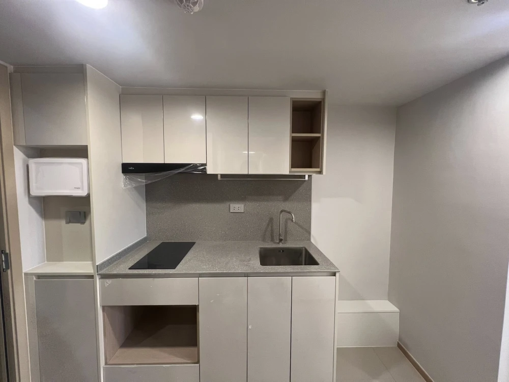 Selling a pre-sale unit at Culture Chula, Hybrid type, with a 4.3-meter high ceiling and a total usable area of ​​36 sq.m. Don't miss this opportunity