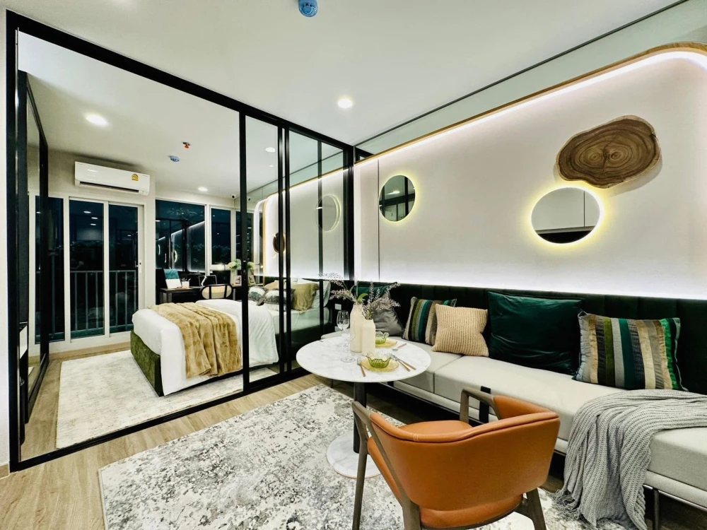 Selling pre-sale units at Culture Thonglor, Ekkamai-facing view with no obstructing buildings. Located in a prime location. Book now to secure your un