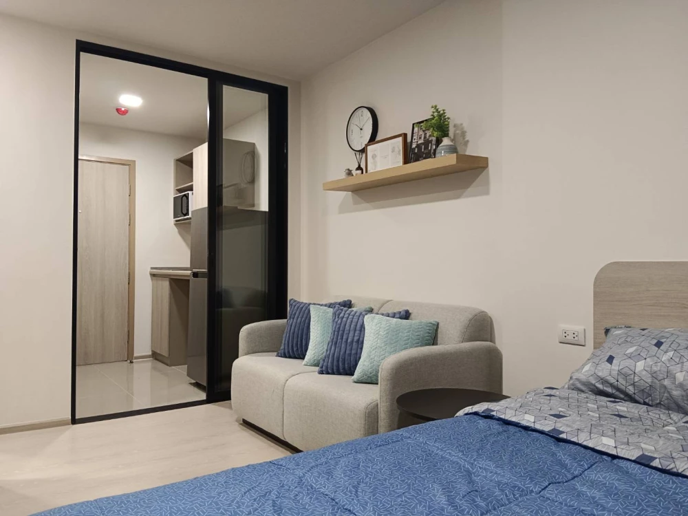 Selling down payment dcondo hype rangsit 4th floor, good project, great location, interested in owning, hurry and reserve now, urgent.