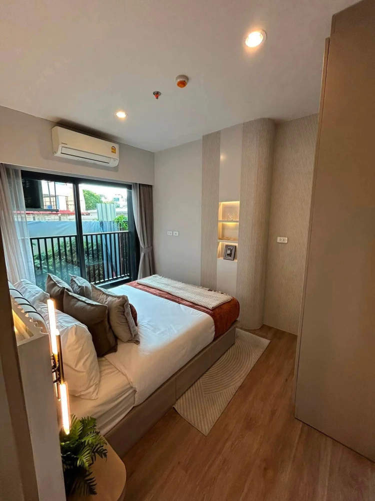 For sale: Down payment for a unit at FLEXI Riverview-Charoennakhorn. This is a rare corner unit with no shared walls—offering complete privacy, a quie