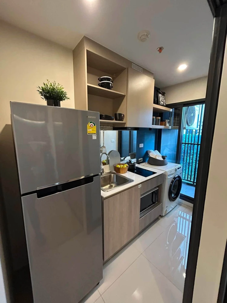 For sale: Down payment for a unit at FLEXI Riverview-Charoennakhorn. This is a rare corner unit with no shared walls—offering complete privacy, a quie