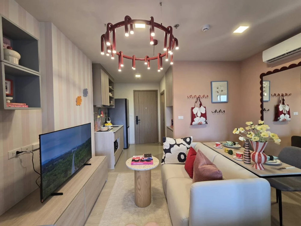 Down payment sale FLO by Sansiri, 10th floor, river view, the best side in the project. Come and own it today. Don't miss out!