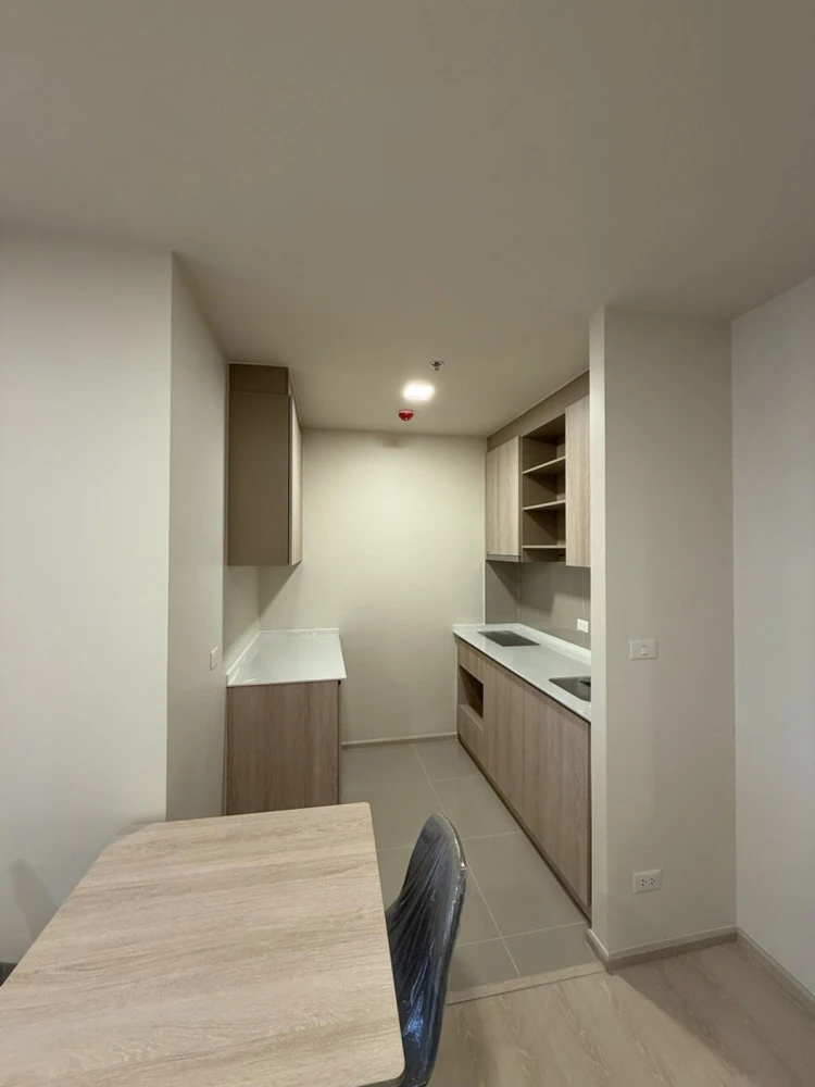 Selling down payment for FLO by Sansiri, 12th floor, good project, good location, interested, hurry and reserve now, don't miss out!