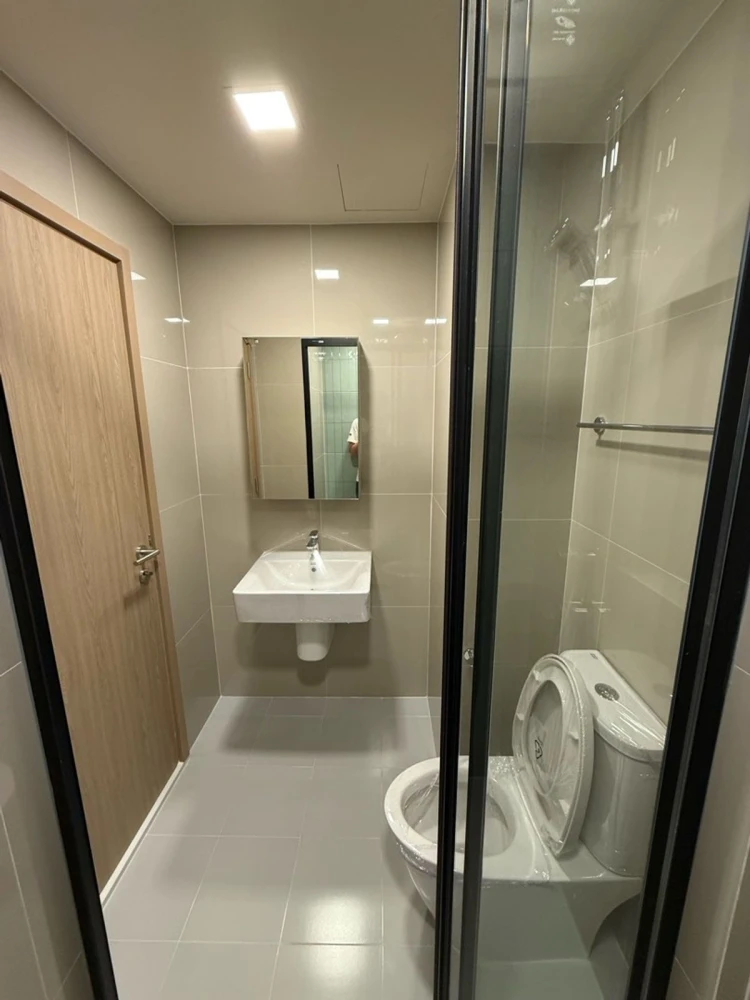 Selling down payment for FLO by Sansiri, 12th floor, good project, good location, interested, hurry and reserve now, don't miss out!