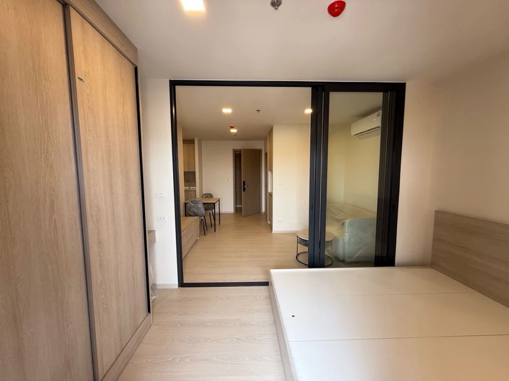 Selling down payment for FLO by Sansiri, 12th floor, good project, good location, interested, hurry and reserve now, don't miss out!