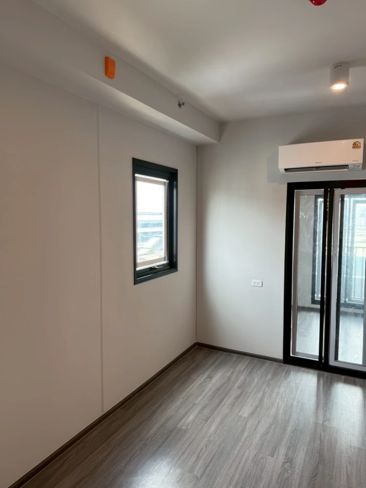 Selling down payment Ideo Ramkhamhaeng - Lam Sali Station, 8th floor, good location, worth living in, if you don't reserve, you'll really miss out.