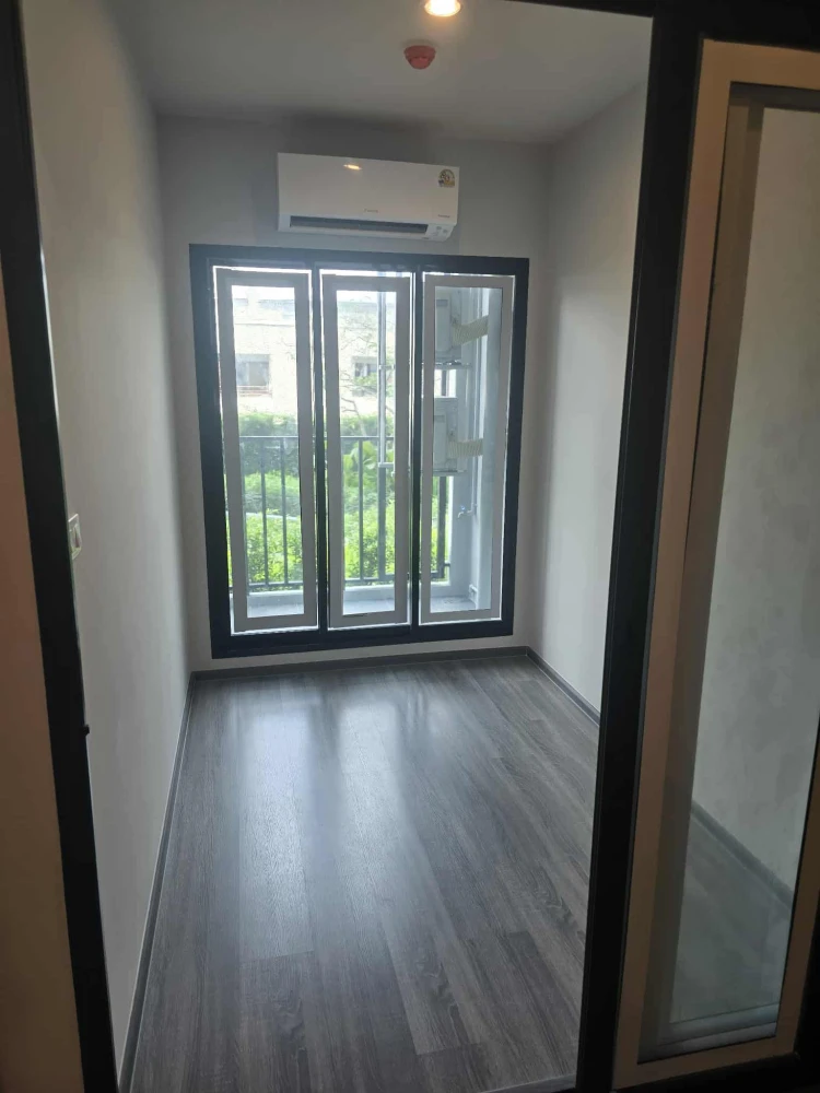 Down payment sale IDEO Ramkhamhaeng - Lam Sali Station, 8th floor, good project, nice location, book now, don't miss out.