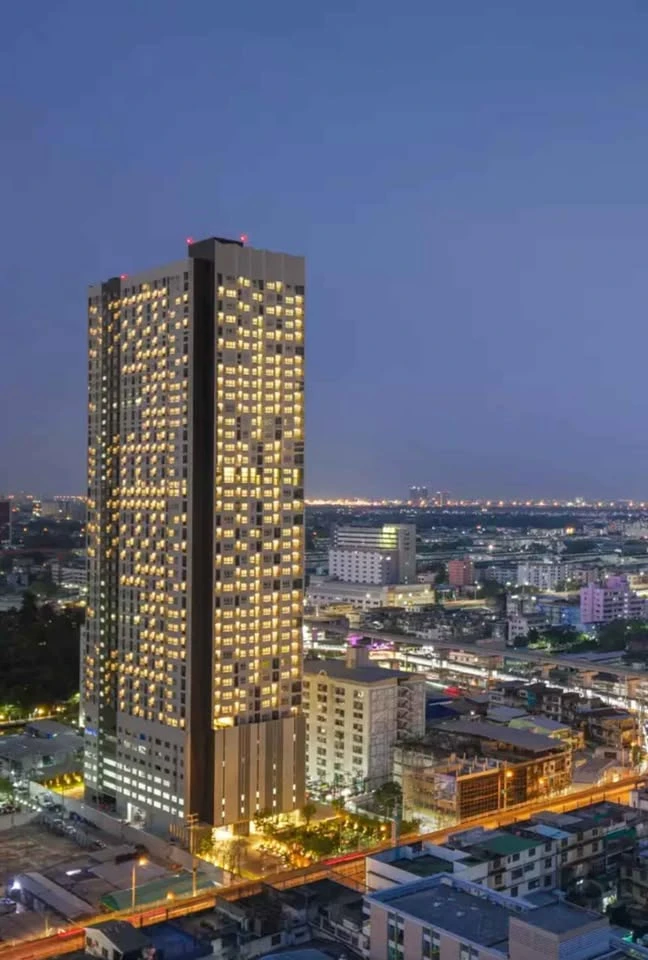 Selling down payment Ideo Ramkhamhaeng - Lam Sali Station, nice room, good location, comes with complete facilities, book now.