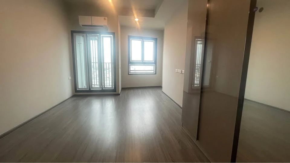 Selling down payment Ideo Ramkhamhaeng - Lam Sali Station, nice room, good location, comes with complete facilities, don't miss it.