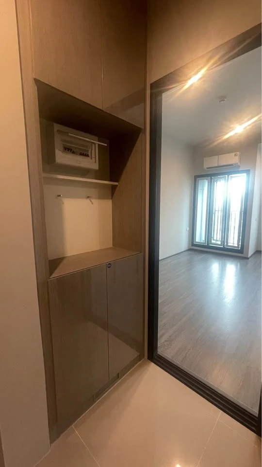 Selling down payment Ideo Ramkhamhaeng - Lam Sali Station, nice room, good location, comes with complete facilities, don't miss it.