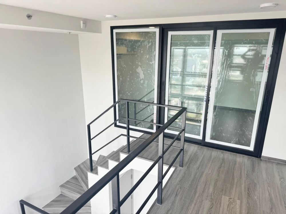 Selling down payment at Ideo Ramkhamhaeng - Lam Sali Station, nice room, good location, beautiful city view from high floor, hurry and book now!
