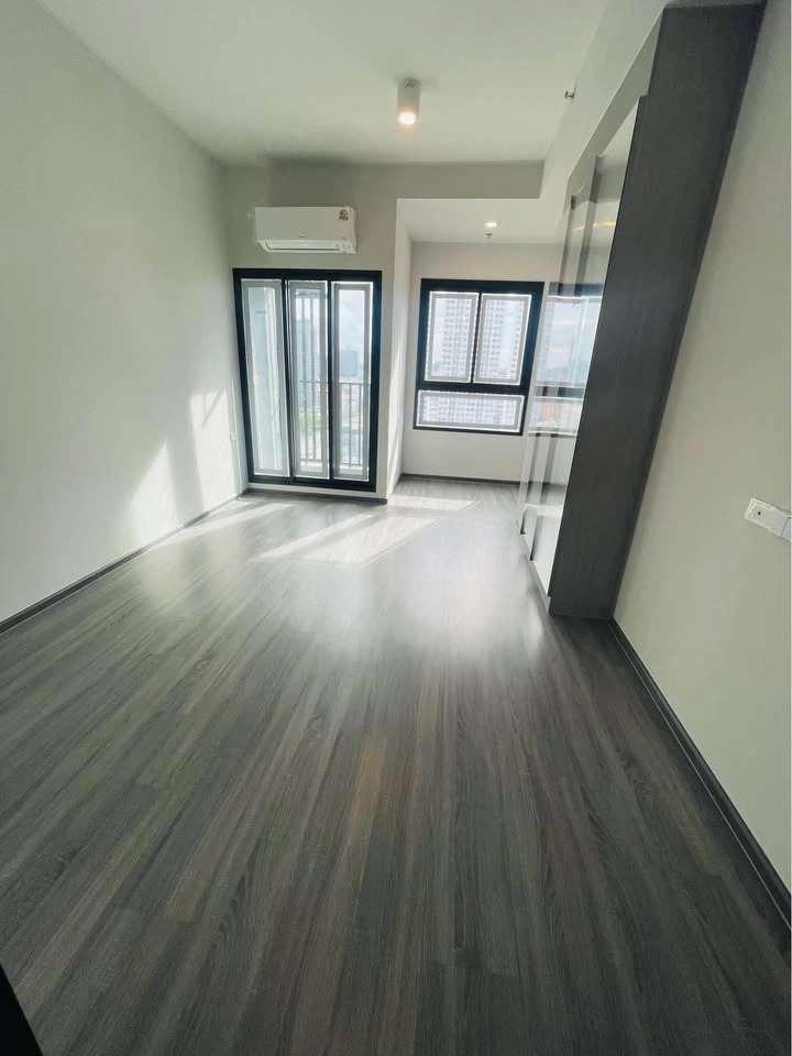 Down payment sale: IDEO Ramkhamhaeng Lamsalee Station, 1 bedroom, 1 bathroom, 17th floor, high view, good price, come and buy now!