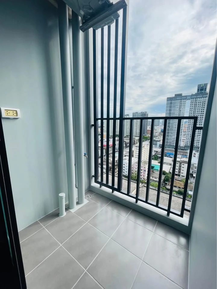 Down payment sale: IDEO Ramkhamhaeng Lamsalee Station, 1 bedroom, 1 bathroom, 17th floor, high view, good price, come and buy now!