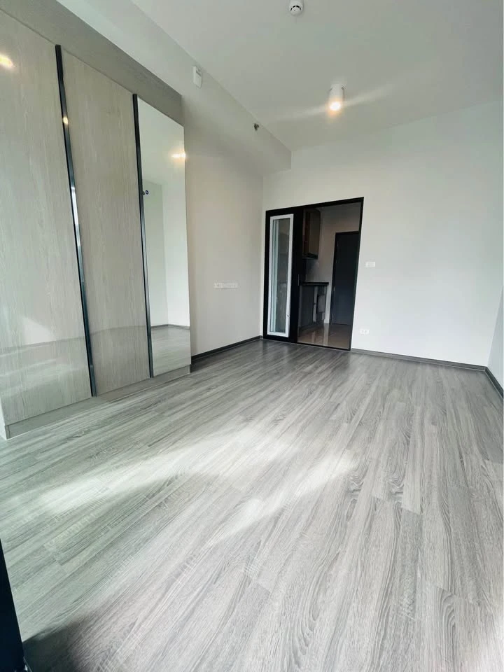 Down payment sale: IDEO Ramkhamhaeng Lamsalee Station, 1 bedroom, 1 bathroom, 17th floor, high view, good price, come and buy now!