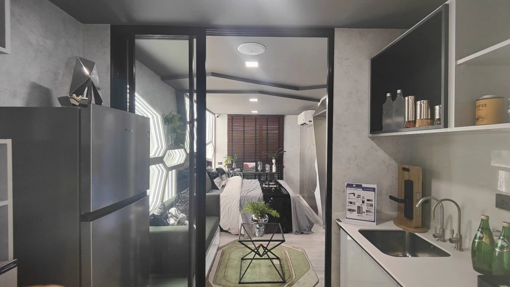 Selling down payment for KAVALON, 4th floor, unit E409. Great project, nice place to live. Book now!