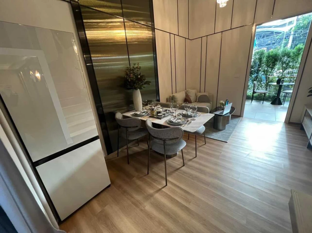 Selling down payment for Landmark at Kasetsart TSH, largest room, 2 floors, next to the Red Line BTS, great value, hurry and book now.