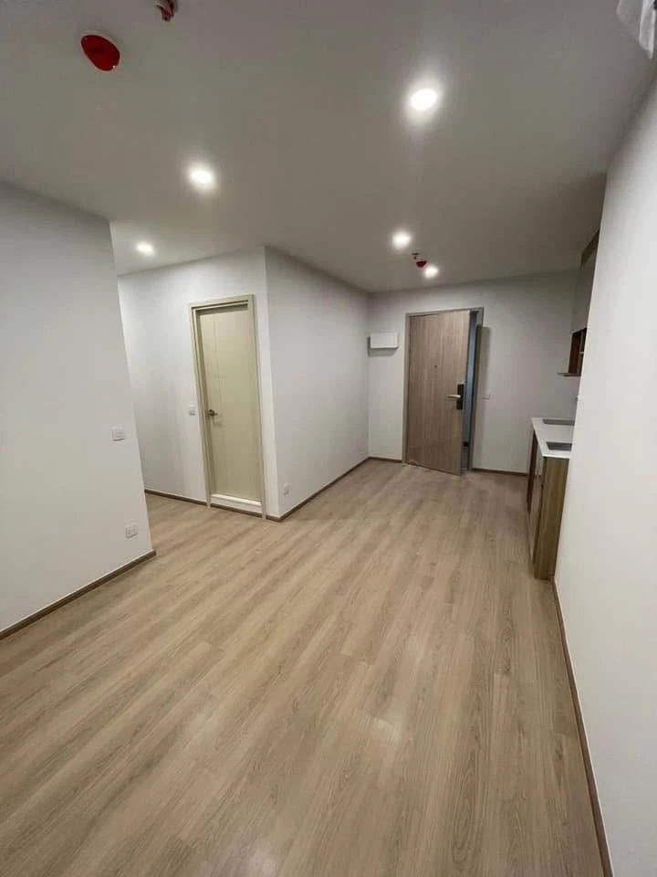 Down payment sale Life Rama 4 - Asoke, luxury condo in the heart of the city, ready to move in, corner room, high floor, north facing, not hot, great