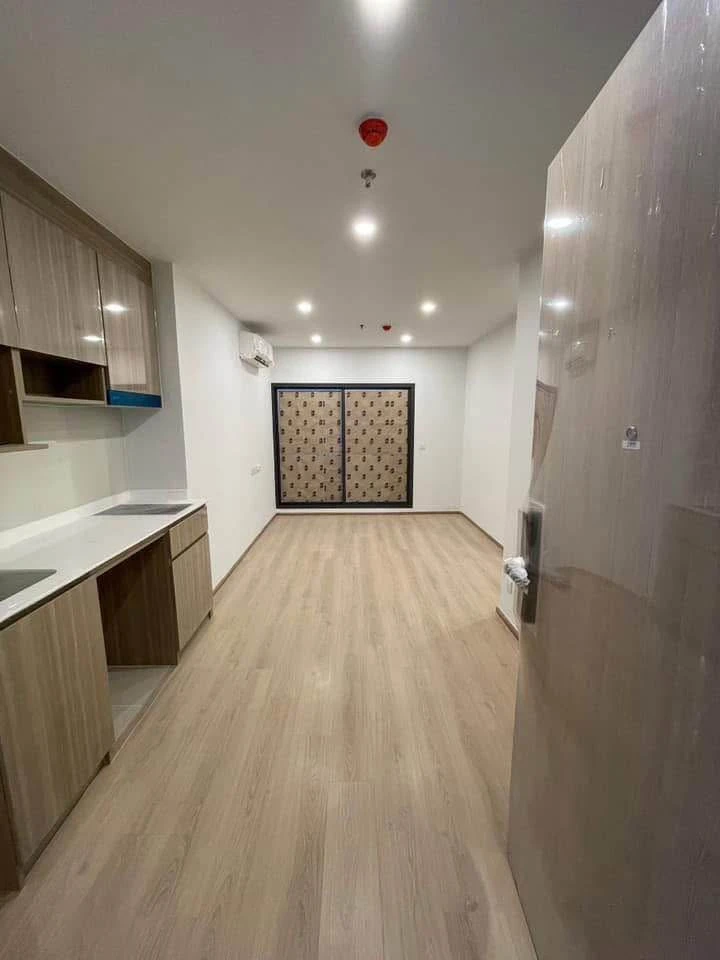 Down payment sale Life Rama 4 - Asoke, luxury condo in the heart of the city, ready to move in, corner room, high floor, north facing, not hot, great