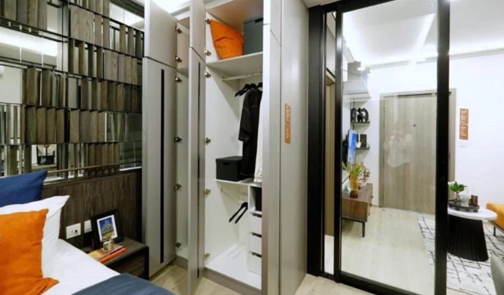 Down payment sale for Metris District Ladprao, 1 bedroom, 1 bathroom, good location, comes with complete facilities, reserve now.