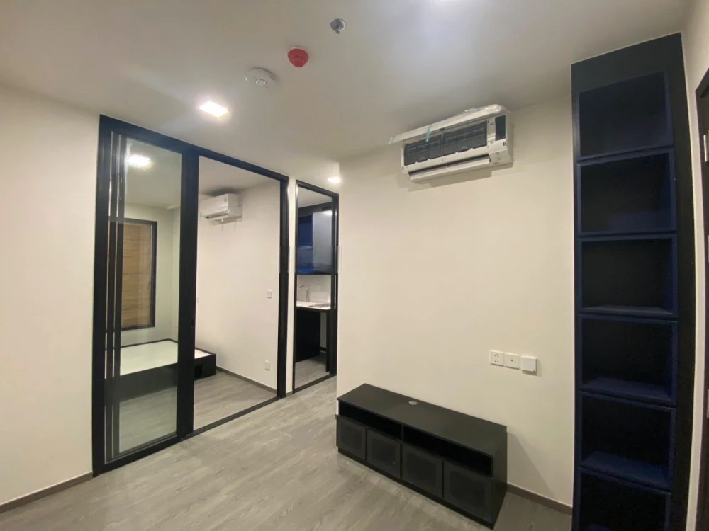 Selling a Modiz Avantgarde condo unit in a great location with complete amenities. Book now!