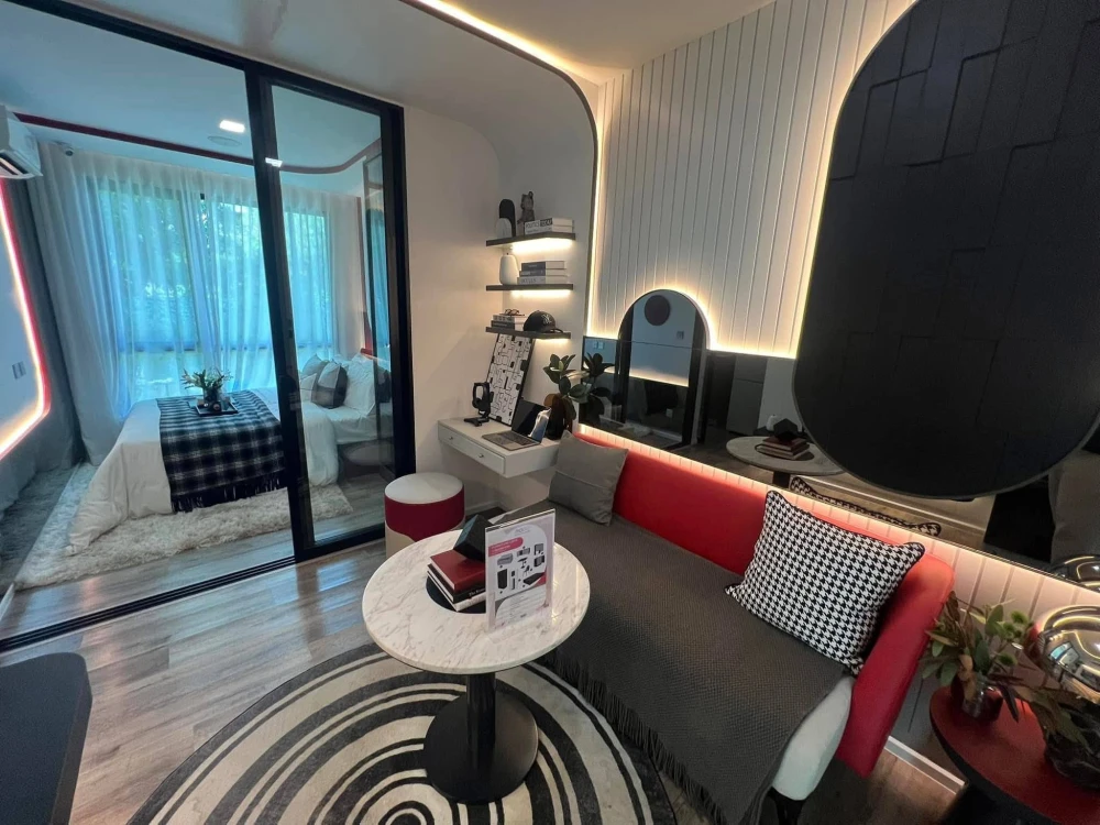 Selling down payment for Modiz Vault Kaset Sripatum, 12th floor, fully furnished, beautiful unblocked view. Book now!