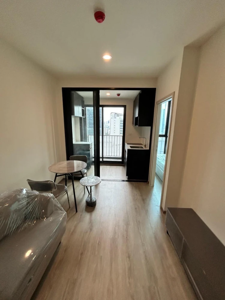 Selling down payment Noble Nue District R9, 16th floor, good room, nice project, complete facilities, reserve now.