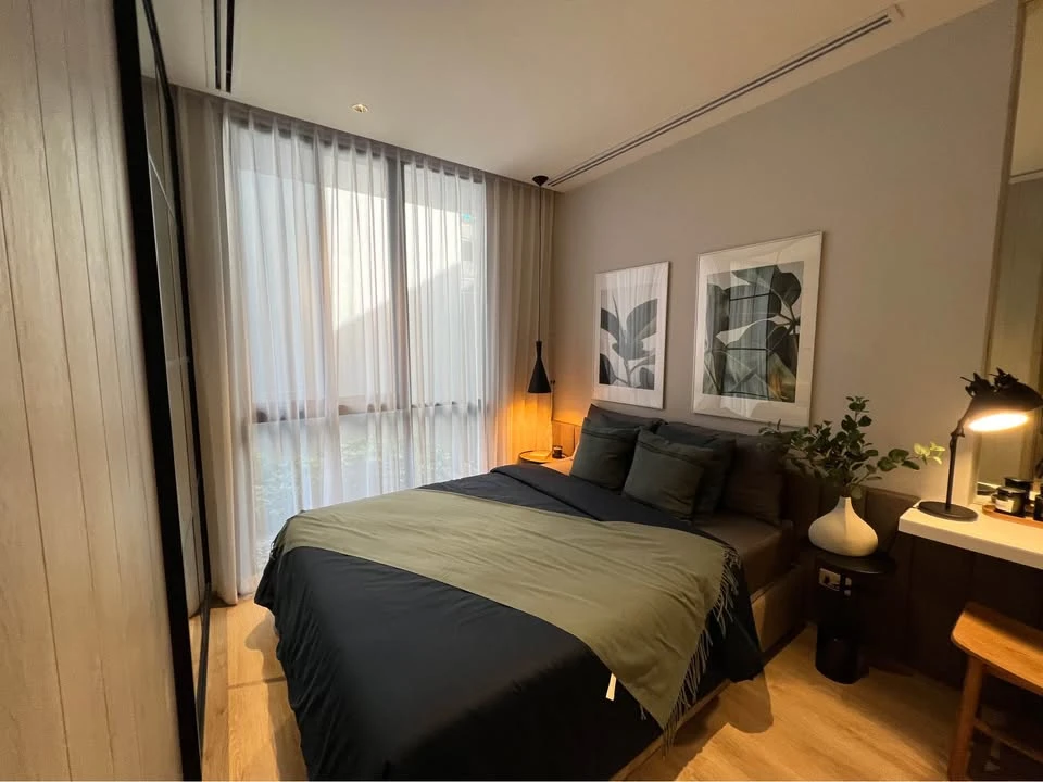 Selling down payment Noble Nue District R9, 23rd floor, very high, view side of G Tower / Central Rama9 building, no blocked view, don't miss it.