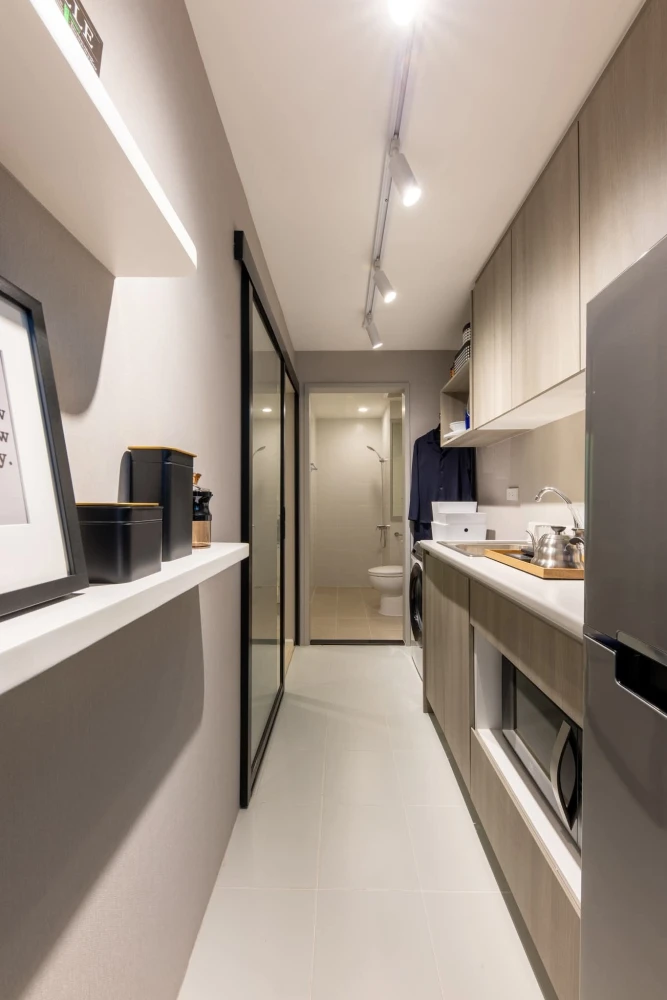 Selling down payment noww mega, 23rd floor room, very high, no sunlight in the morning or afternoon, hurry and reserve before you miss out.