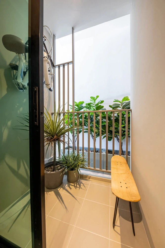 Selling down payment noww mega, 23rd floor room, very high, no sunlight in the morning or afternoon, hurry and reserve before you miss out.