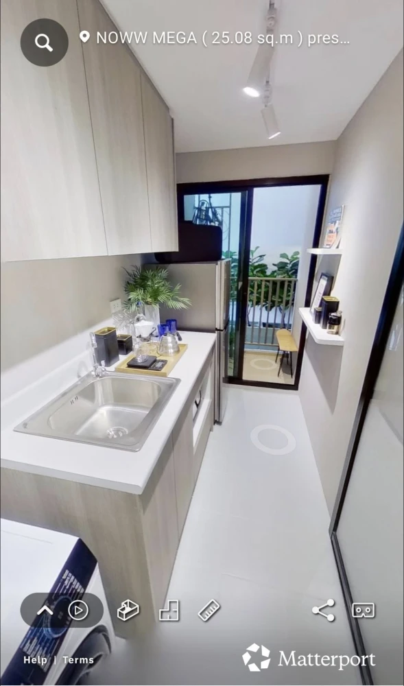Selling down payment for NOWW MEGA in Mega Bangna. Very good location. The room is on a very high floor. Fully fitted. Very worth booking.