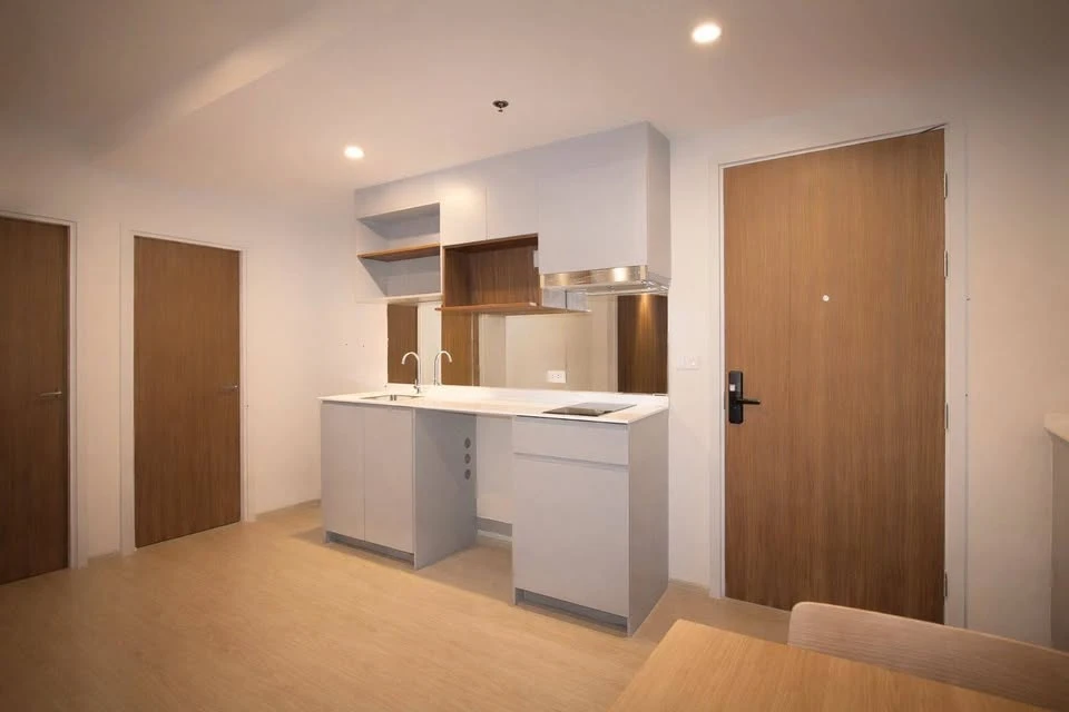 Selling down payment for Nue Riverest Ratchaburana, the front building overlooking the Chao Phraya River with unobstructed views of the river and Rama
