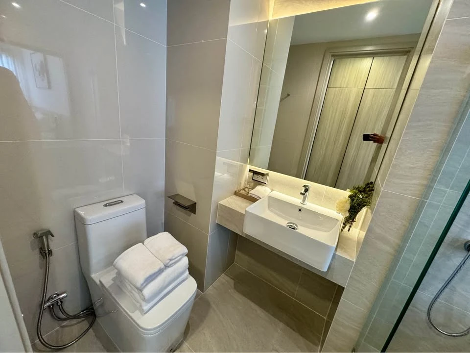 Selling down payment Origin Place Bangna 1 Bed 1 Bath 24th floor, good view, not hot, must hurry to reserve now.