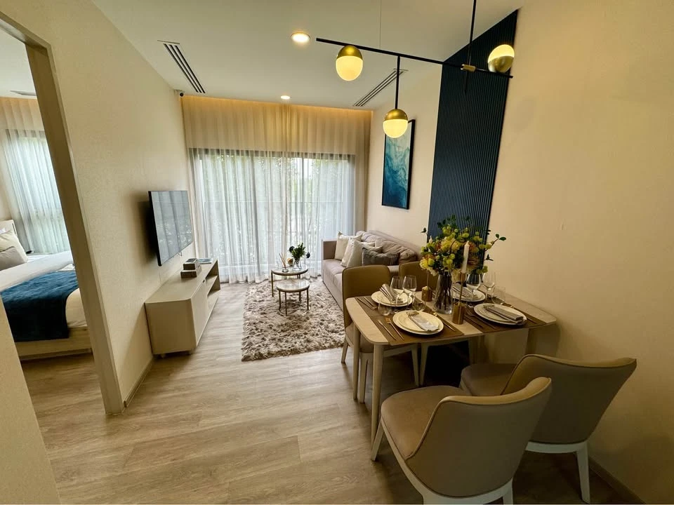 Selling down payment Origin Place Bangna 1 Bed 1 Bath 24th floor, good view, not hot, must hurry to reserve now.