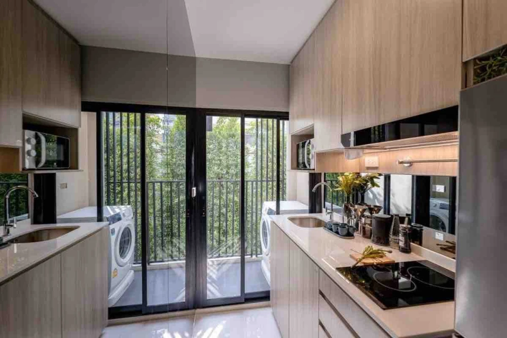 Down payment sale for Origin Place Bangna, corner room, not crowded, convenient location, beautiful view, reserve now!