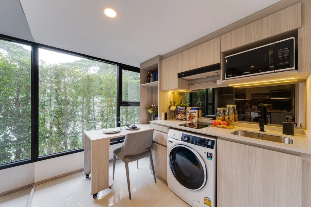 Selling down payment Origin Place Phetkasem, Duplex room, 1 Bedroom Plus type, corner room, next to the fire escape, not next to other rooms, must res