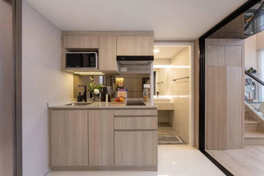 Selling a condo at Origin Place Phetkasem. North-facing unit, cool and comfortable all day. Comes with many freebies. Don't miss out!