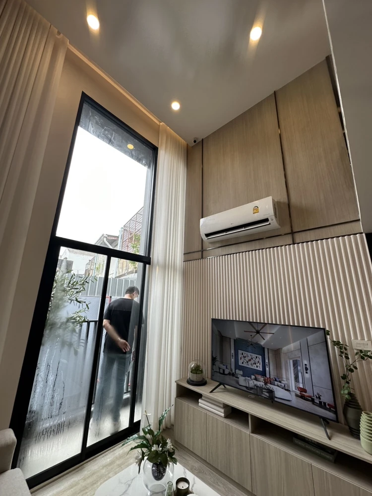 Selling down payment Origin Place Taopoon Interchange, 24th floor, good project, nice location, book now, don't miss it.