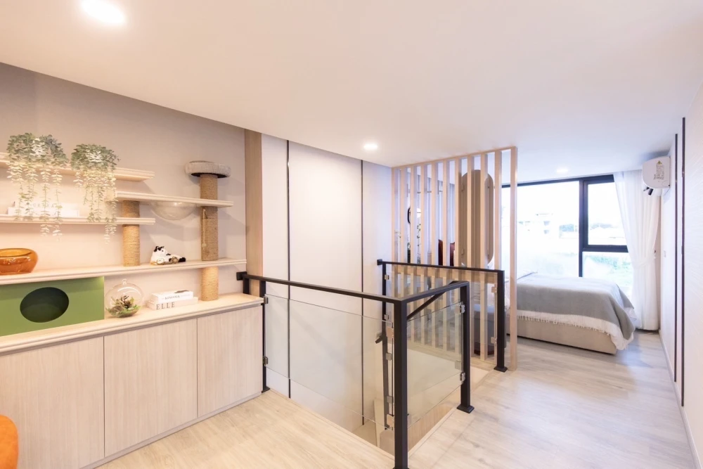 Selling down payment Origin Place Taopoon Interchange, corner room with privacy, good location, great common area, don't miss it.