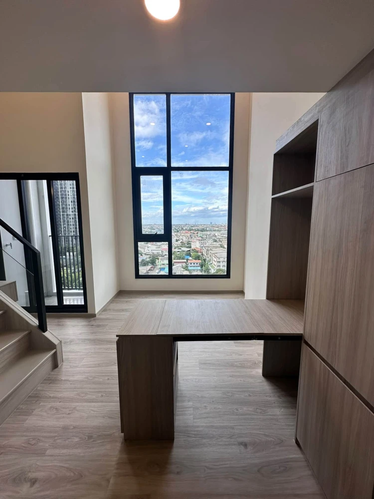 Selling down payment Origin Place Phetkasem, Duo Space room, 10th floor, panoramic view, pets allowed. Complete with project furniture