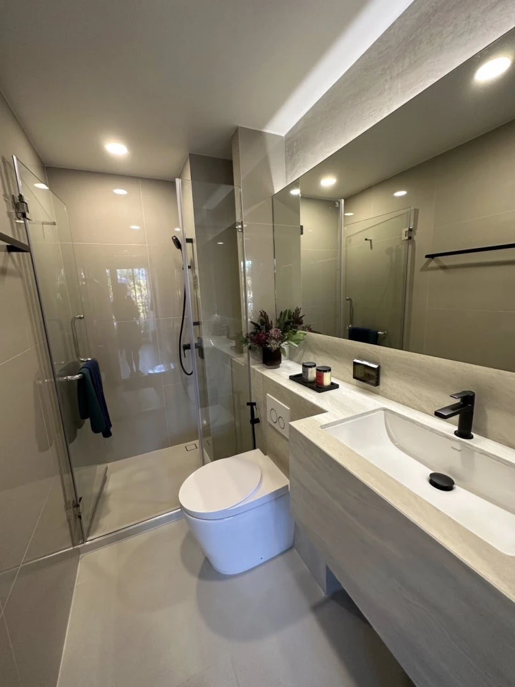 Down payment for sale Origin Play Bangkhunnon Triple Station, 18th floor, city view, nice to live in, buy now.