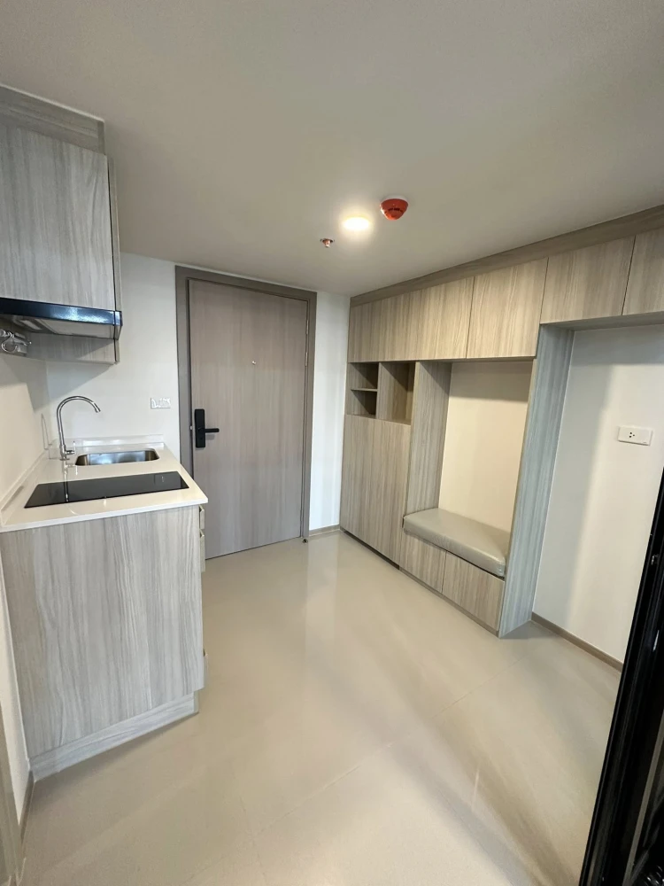 Selling a prepaid Origin Play Bangkhunnon Triple Station, North facing with river view. Book now!